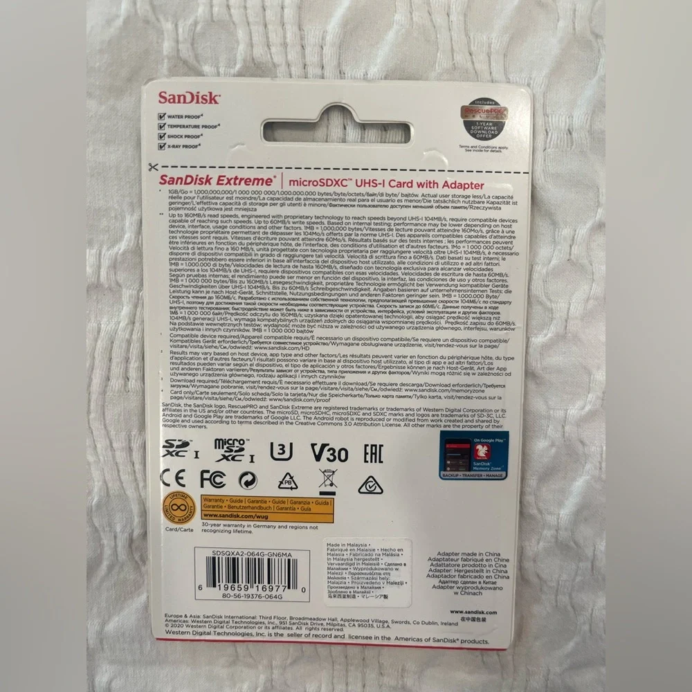 SanDisk Extreme microsSD card - 64 GB